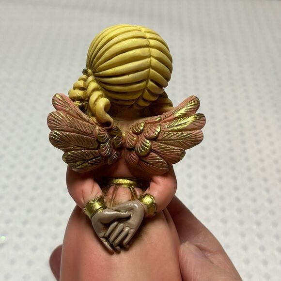 Vintage Ennio Morcaldo/Alfonso Lucchesi Pink Resin Singing Angels Italy 1992 - Picture 8 of 10